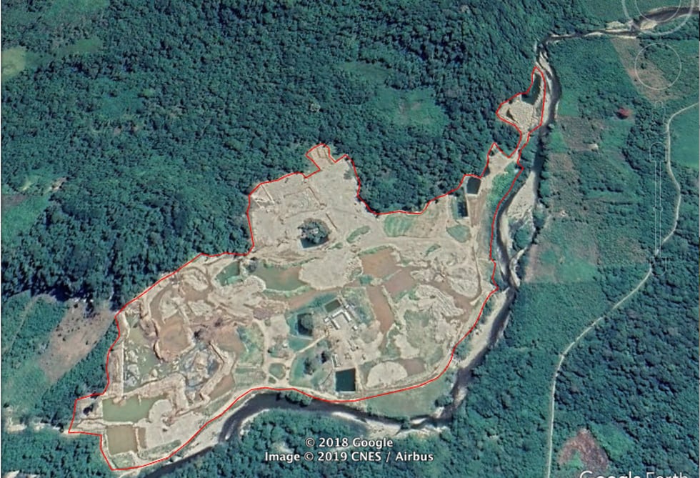 Google Earth permite ver la devastación causada por la minería de oro en la zona de amortiguamiento de El Sira.