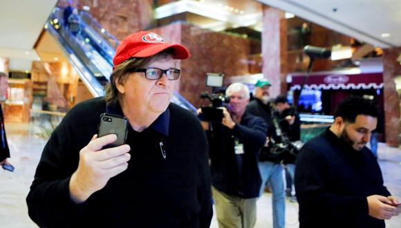 Michael Moore entró a la Torre Trump: "Quiero hablar con usted"