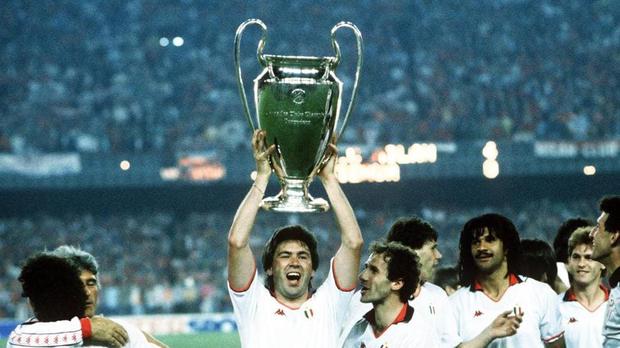 Carlo Ancelotti ganó dos Champions como jugador en el AC Milan | Foto: UEFA.com