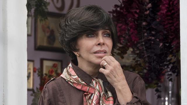 Virginia de la Mora (Verónica Castro) en una escena de la primera temporada de "La casa de las flores". (Foto: Netflix)