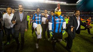 Así fue la esperada presentación de Ronaldinho en el Querétaro