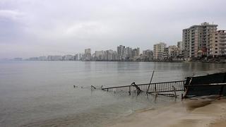 Conoce Varosha, el paraíso turístico abandonado hace 40 años