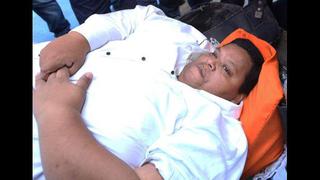 Empieza la lucha para salvar al hombre más obeso de Colombia