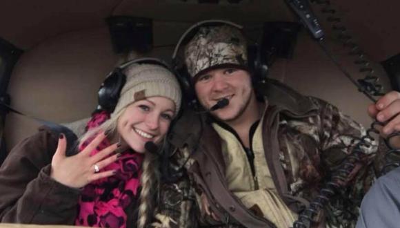 La tragedia ocurrió en la madrugada del domingo tan solo dos horas después del matrimonio entre Will Byler III y Bailee Ackerman, ambos de 24 años y estudiantes de la Universidad Sam Houston State. Iban a un aeropuerto para emprender su luna de miel.