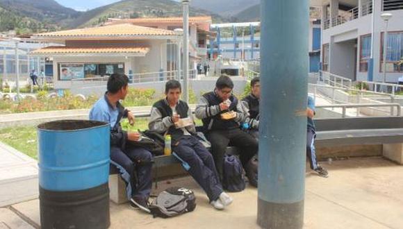 El director de la institución educativa manifestó que se realizan las gestiones ante el Ministerio de Educación para la construcción de un comedor. (Foto: Andina)