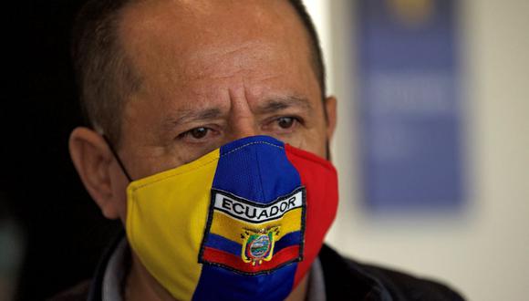 Ecuador vuelve al uso de la mascarilla en espacios cerrados por repunte de casos del coronavirus. (RODRIGO BUENDIA / AFP).