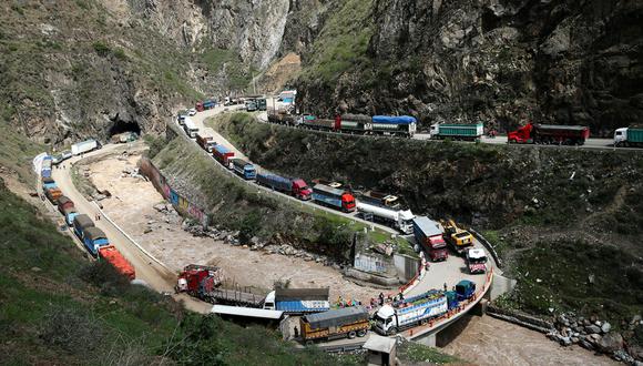 La restricción de vehículos de carga pesada se ejecutará en ambos sentidos de la Carretera Central (Foto: Andina)