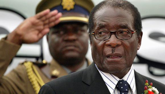 Mugabe, el héroe convertido en déspota y que estuvo 37 años en el poder en Zimbabwe. (Reuters).