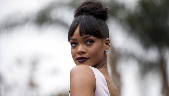Rihanna asegura que todavía lucha contra el racismo