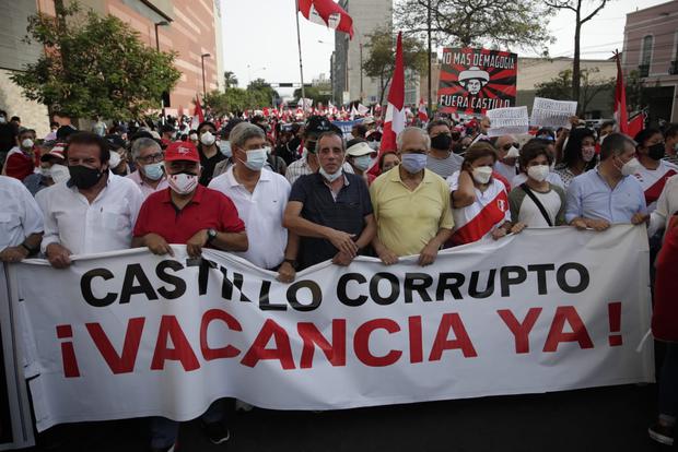 Pedro Castillo | Centro de Lima: ciudadanos participan en marcha solicitando la vacancia presidencial | Policía Nacional del Perú FOTOS RMMN | LIMA | EL COMERCIO PERÚ
