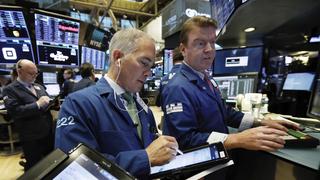 Wall Street cierra en terreno negativo por preocupaciones sobre la economía mundial