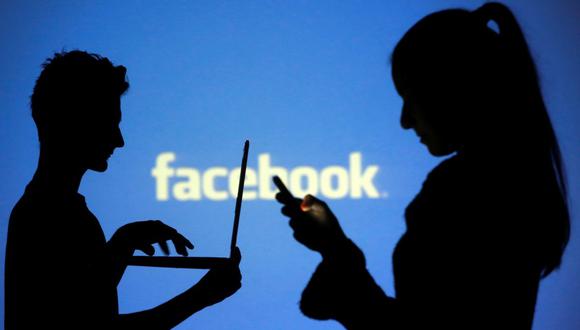 Los datos de más de 500 millones de cuentas de Facebook fueron publicados en un foro. (Foto: Reuters/Dado Ruvic)