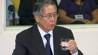 Fujimori cumple 75 años: partidarios le llevaron serenata a la Diroes