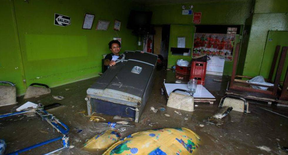 Vecinos de Carabayllo resultaron afectados por desagüe atorado. (Foto: Andina)