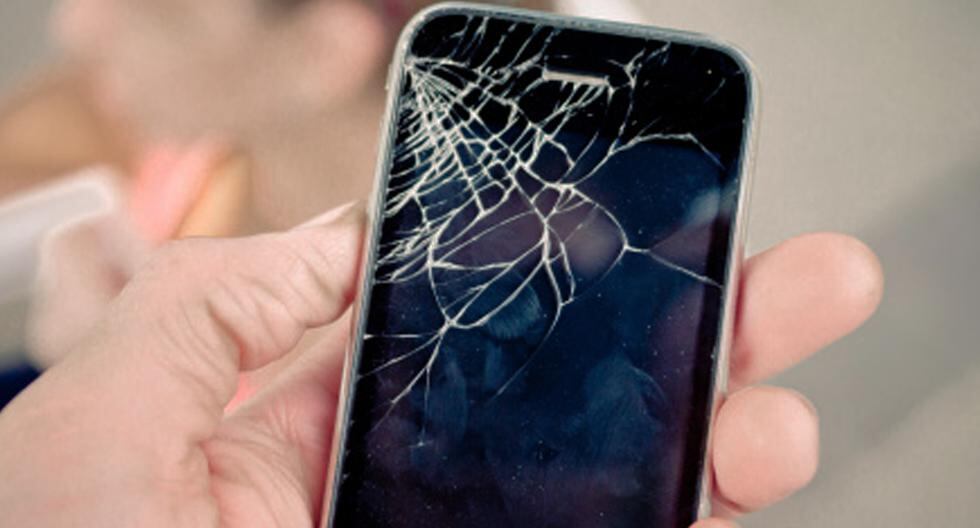 ¿Sabes por qué nunca debes utilizar tu smartphone con la pantalla rota? Esta es la verdad que debes de saber de una vez. (Foto: Getty Images)