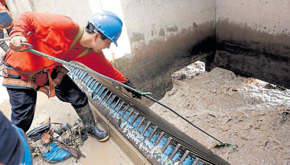 Sedapal: alta demanda de agua en edificios retrasó reposición