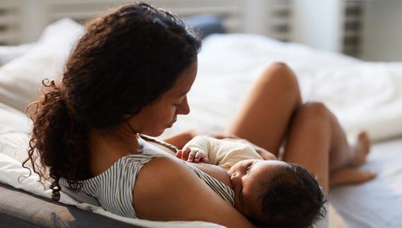 En este episodio Bruno Ortiz dialoga con Sarah María Vega Sánchez, pediatria y neonatóloga de la Clínica Ricardo Palma, quien además es presidenta del Comité de Lactancia Materna de la Asociación Latinoamericana de Pediatría. (Foto: Shutterstock)