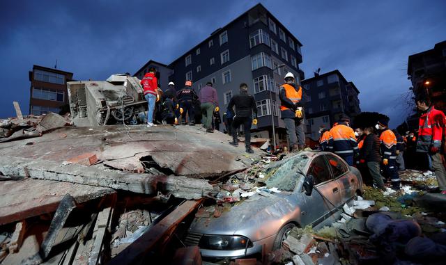 Estambul: se derrumba un edificio en el barrio de Kartal y deja a varias personas sepultadas | Turquía. (Reuters).