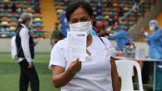 COVID-19: continúa la campaña de vacunación con personal de salud del hospital de Vitarte | FOTOS