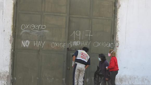 En este local, ubicado frente al Cuartel Barbones, en la Av. Grau, antes se recargaban balones de oxígeno. Ahora venden tanques de 10 m3  vacíos a S/3.600. (Foto: Giancarlo Ávila/GEC)