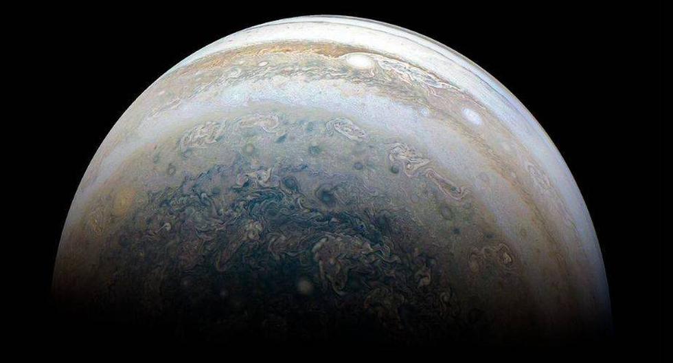 El científico Seán Doran obtuvo las originales fotografías usando los datos de la sonda espacial Juno de la NASA. (Foto: NASA.gov)