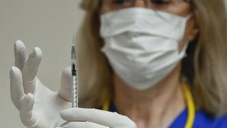 Posible vacuna contra el COVID-19 será probada en 30.000 voluntarios en EE.UU. 