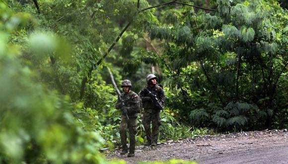Policía destruye dos pistas clandestinas en Satipo