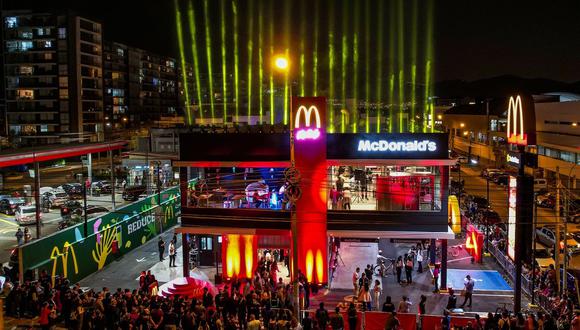 El nuevo local de McDonald’s, ubicado en la cuadra 61 de la Av. Javier Prado Este (Santa Patricia - La Molina), tiene 700 m2 de área, 2 pisos y una capacidad para 140 personas. (Difusión)