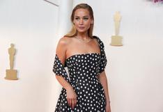 Jennifer Lawrence lució radiante en la ‘red carpet’ de los Oscars 2024