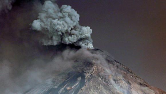 Guatemala en alerta por actividad de Volcán de Fuego: Registra 32 explosiones por hora. (Reuters)