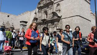 Arequipa: 35 mil turistas por Fiestas Patrias y aniversario