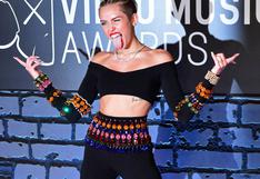 Miley Cyrus festeja 10 años de Hannah Montana con atrevida foto