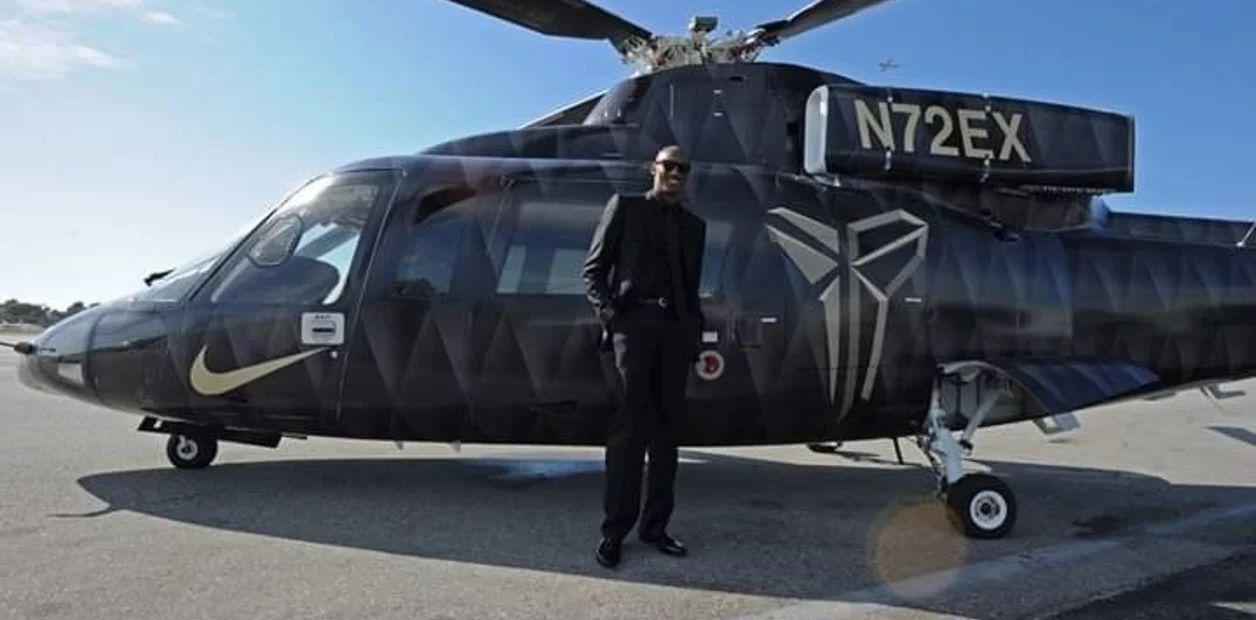 Los testigos del siniestro indican que el helicóptero modelo Sikorsky S-76 de Kobe Bryant se precipitó sobre una colina tras una hora de vuelo en condiciones de intensa niebla. (Twitter)