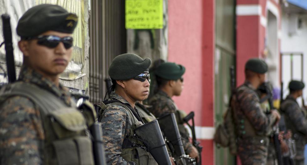 A inicios de los años 80, el guatemalteco integró las paramilitares Patrullas de Autodefensa Civil, grupo que tiene bastantes acusaciones por asesinato a indígenas. (Imagen referencial / AFP)