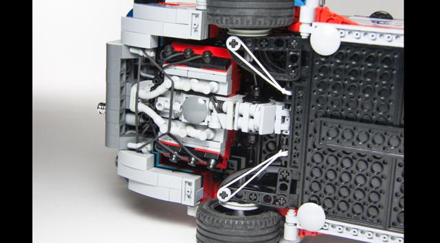 FOTOS: Fanático de Lego crea espectacular set de Martini Racing - 7