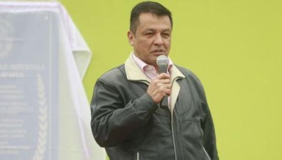 Alcalde del Callao se lanzó como precandidato a la presidencia
