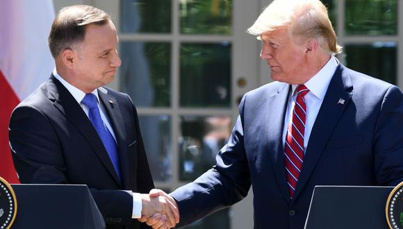 Donald Trump se reúne con el presidente de Polonia Andrzej Duda y anuncia el envío de 1.000 soldados. (AFP).