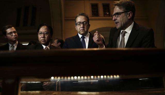 FOTO  | Esta colección de objetos permaneció en una caja de madera durante casi un siglo y fue rescatada del olvido. (Imagen: AFP)