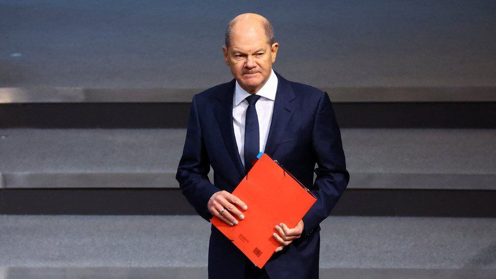 Olaf Scholz came under increasing pressure for his country to allow the export of Leopard 2 tanks to Ukraine.  (REUTERS).