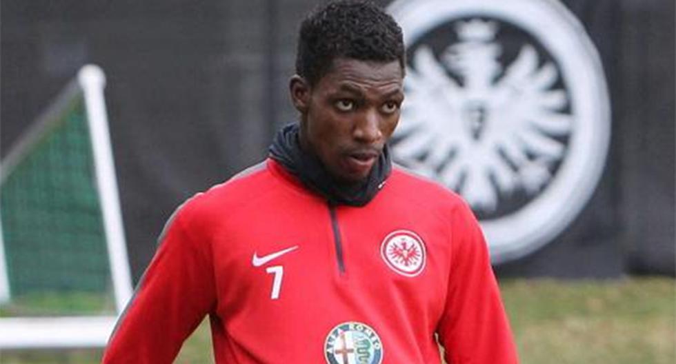 Yusupha Yaffa, excompañero de Carlos Zambrano en el Eintracht Frankfurt, habría mentido sobre su edad real. Un caso similar al de Max Barrios (Foto: Bild)