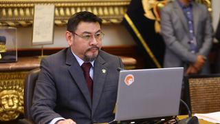 Comisión de Ética aprueba iniciar investigación contra legislador Luis Cordero Jon Tay por caso de red de espionaje