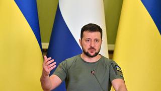 Volodymyr Zelensky acusa a Rusia de utilizar la crisis alimentaria como arma de guerra