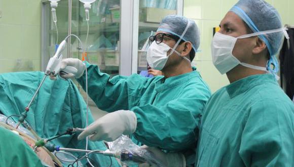 Más de mil asegurados esperan trasplantes de órganos en el país