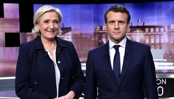 En esta foto de archivo tomada el 3 de mayo de 2017, la candidata a las elecciones presidenciales de Francia Marine Le Pen, junto a su rival Emmanuel Macron durante un debate. (ERIC FEFERBERG / POOL / AFP).