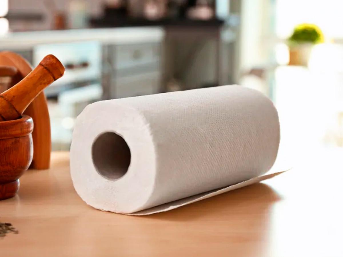 Cuatro usos del papel de cocina absorbente