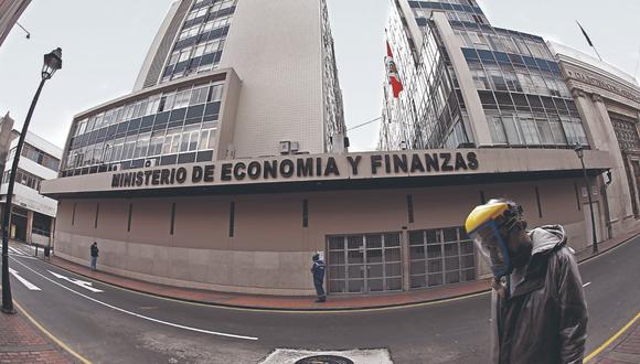 El Consejo Fiscal dijo que el aumento de la deuda pública entre 2019 y 2021 marca la transición de una etapa de fortaleza fiscal hacia una de vulnerabilidad. (Foto: GEC)