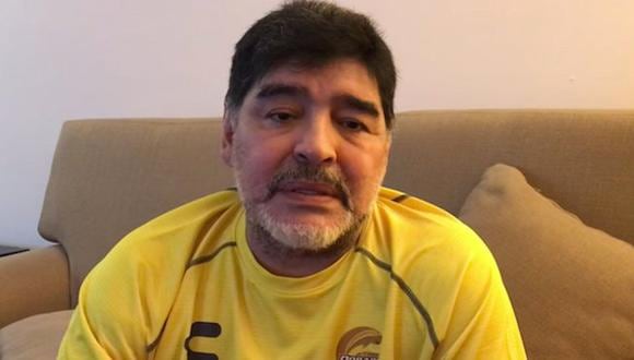 "Yo me comprometo a firmar 100 pelotas para que, a través de una pelota firmada por mí, pueda llegarle a la gente un plato de fideos o cosas medicinales", dijo Diego Maradona. (Foto: captura de video)