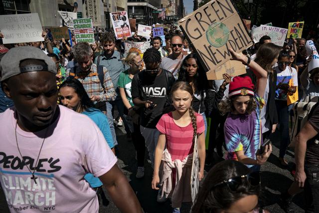 Los alumnos de grandes ciudades como Sídney, Manila, Bombay, Seúl o Bruselas respondieron masivamente a la convocatoria lanzada por la joven activista sueca Greta Thunberg. Foto: AFP