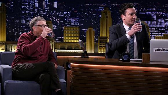 YouTube: Bill Gates bebió "agua de desechos" en programa de TV