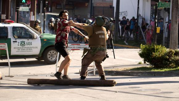Imagen referencial. El asesinato del artista callejero desató una serie de protestas en Chile. REUTERS